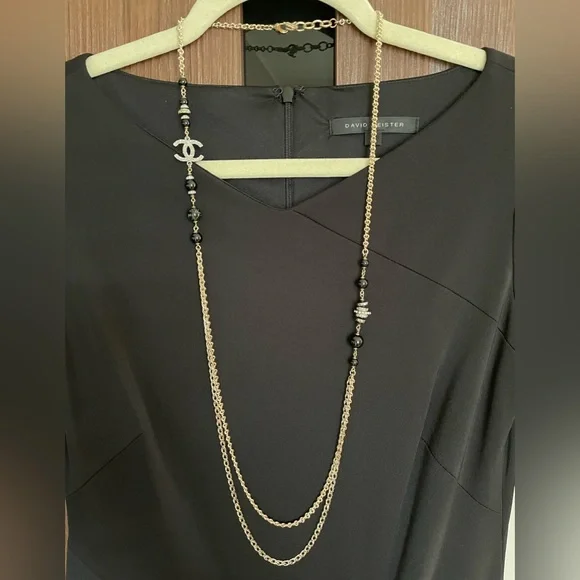 New Chanel Long Gold-tone Necklace with Resine Beads - Picture 9 of 17